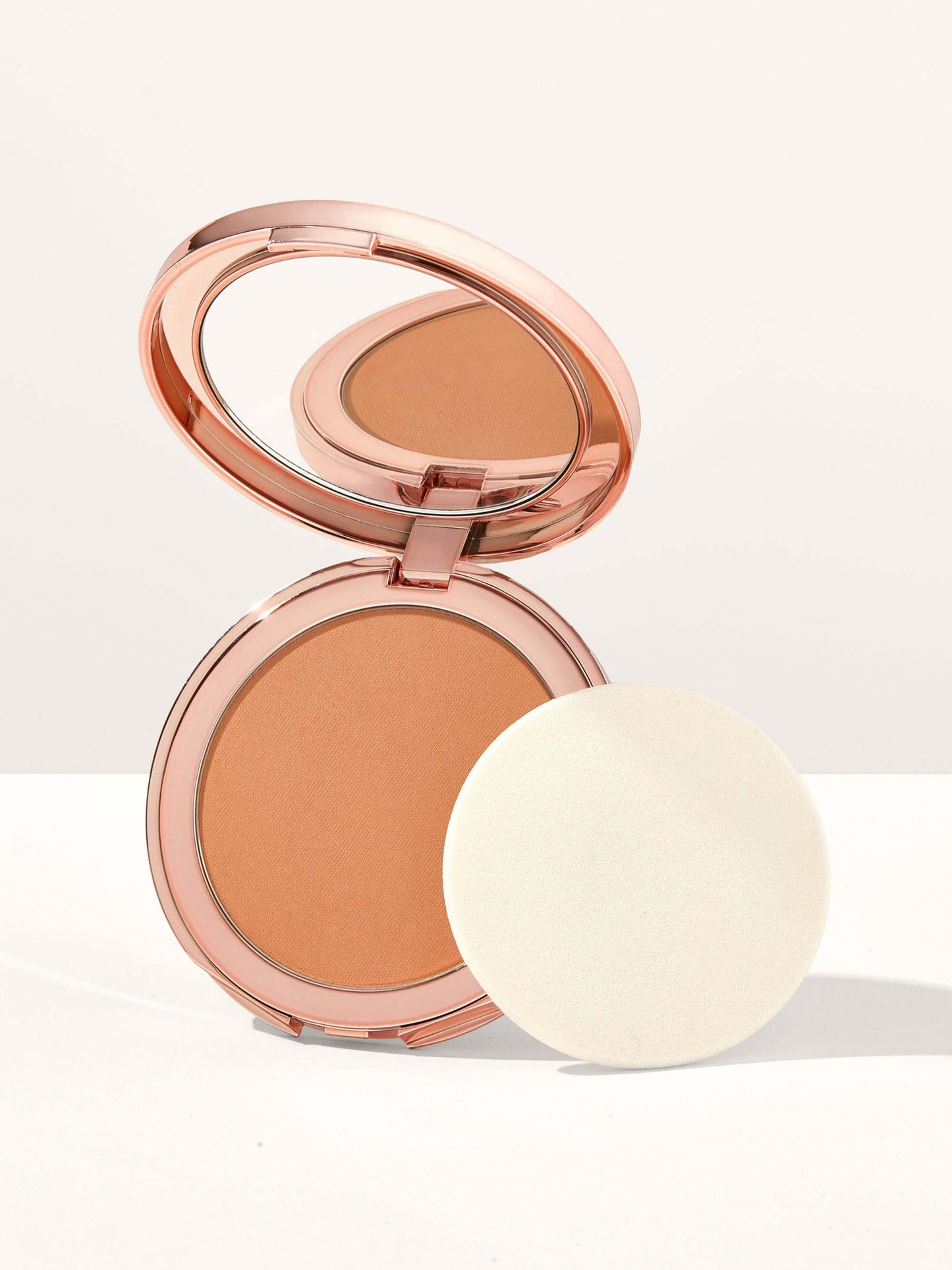 smooth operator™ Amazonian clay tinted pressed finishing powder